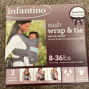 NWT Infantio baby carrier